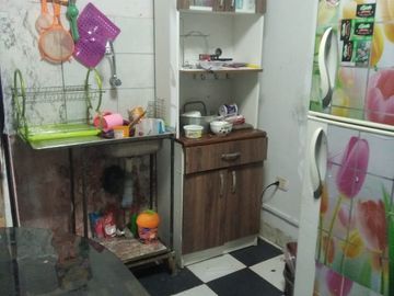 VENTA CASA DE 3 PISOS Y AZOTEA A UNAS CUADRAS DE WIESSE
