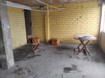 VENTA CASA DE 3 PISOS Y AZOTEA A UNAS CUADRAS DE WIESSE