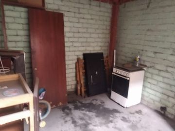 VENTA CASA DE 3 PISOS Y AZOTEA A UNAS CUADRAS DE WIESSE
