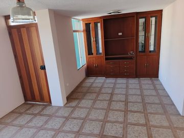 Casa en Venta San Antonio de Pichincha Conjunto Supirrosa