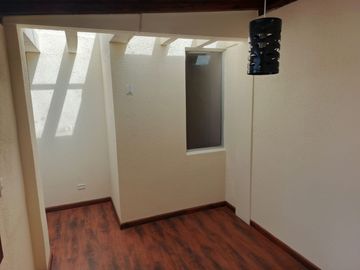 Casa en Venta San Antonio de Pichincha Conjunto Supirrosa