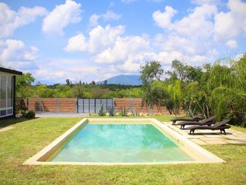 HERMOSA QUINTA CON ALBERCA EN ALLENDE