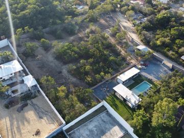 HERMOSA QUINTA CON ALBERCA EN ALLENDE