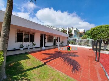 Amplia casa en venta en el Barrio Paraiso, Barranquilla