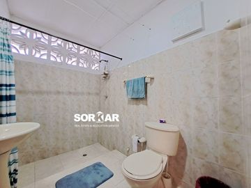 Amplia casa en venta en el Barrio Paraiso, Barranquilla