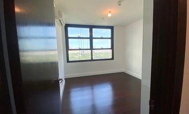 Corner Unit for Sale in Garden Towers, Makati City
