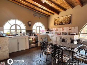 Gran local campestre en cerro Prieto en alquiler