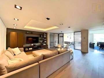 DEPARTAMENTO EN VENTA CON VISTAS Y MUCHA LUZ NATURAL · BOSQUE DE LAS LOMAS