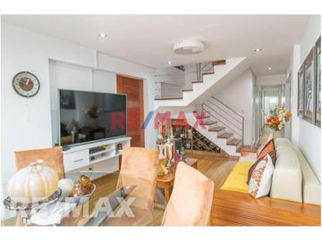 Amplio Y Exclusivo Triplex Semi Amoblado Cerca Al Malecón De Miraflores Y Parque Kennedy