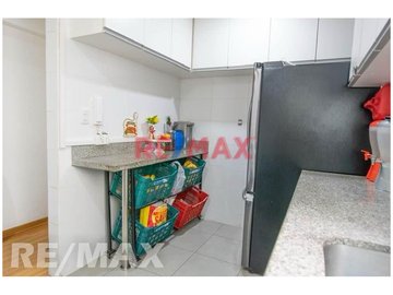 Amplio Y Exclusivo Triplex Semi Amoblado Cerca Al Malecón De Miraflores Y Parque Kennedy