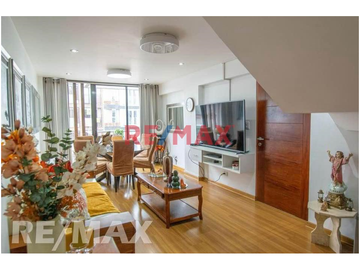 Amplio Y Exclusivo Triplex Semi Amoblado Cerca Al Malecón De Miraflores Y Parque Kennedy