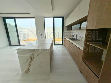 Casa en venta, ¡A ESTRENAR! Urb. Ciudad Celeste, Guayaquil.