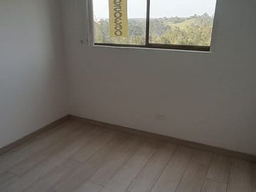 SE RENTA APARTAMENTO,RIONEGRO,URBANIZACION CANTO