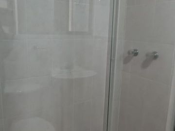 SE RENTA APARTAESTUDIO,RIONEGRO,URBANIZACION EL CANEY APARTAMENTOS