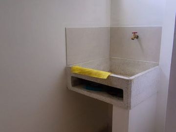 SE RENTA APARTAESTUDIO,RIONEGRO,URBANIZACION EL CANEY APARTAMENTOS