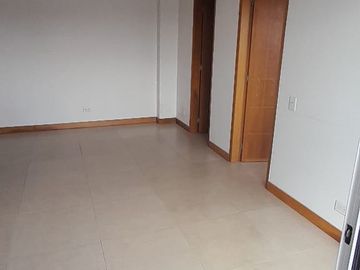 SE RENTA APARTA ESTUDIO,RIONEGRO,URB PIETRASANTA PH