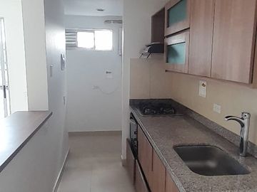 SE RENTA APARTA ESTUDIO,RIONEGRO,URB PIETRASANTA PH