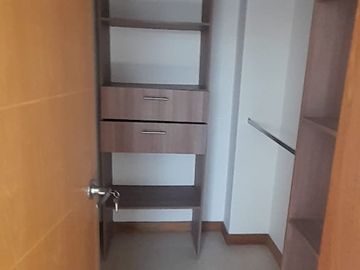SE RENTA APARTA ESTUDIO,RIONEGRO,URB PIETRASANTA PH