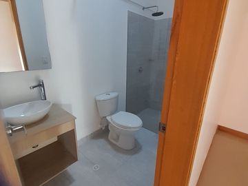 SE RENTA CASA, RIONEGRO,PIETRASANTA CAMPESTRE PH