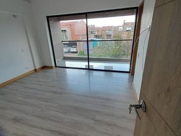 SE RENTA CASA, RIONEGRO,PIETRASANTA CAMPESTRE PH