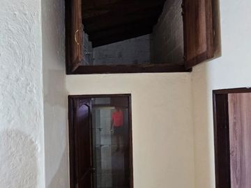 SE RENTA CASA,RIONEGRO,SAN ANTONIO