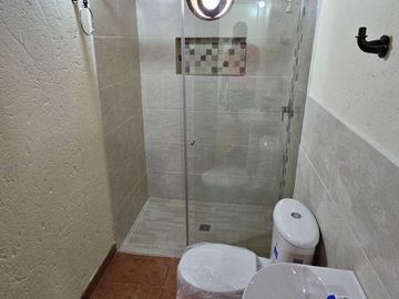 SE RENTA CASA,RIONEGRO,SAN ANTONIO