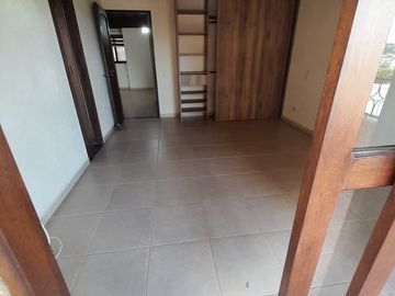 SE RENTA CASA,RIONEGRO,SAN ANTONIO