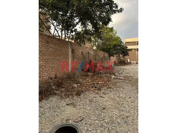 Se Vende Terreno En Urb. La Merced ;Cerca A Wong , Restaurantes Y Hoteles-803.60M2 -1112771
