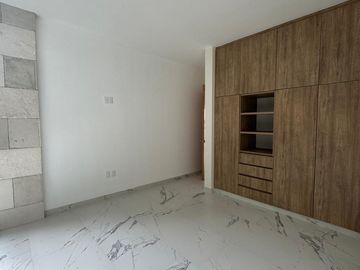 Casa en venta con alberca Paloma de la paz.