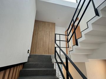 Casa en venta con alberca Paloma de la paz.