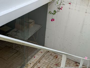 SE VENDE CASA RESIDENCIA EN EL CAMPANARIO QUERÉTARO CON ALBERCA FRENTE A PARQUE CON LAGOS