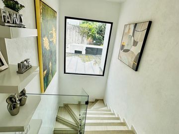 Casa en venta con alberca y seguridad