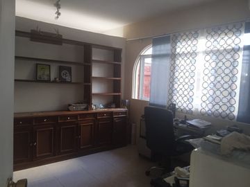 CASA EN VENTA CON EXCELENTE UBICACIÓN, EN FRACC. JARDÍNES DE VIRGINIA, BOCA DEL RÍO , VERACRUZ.