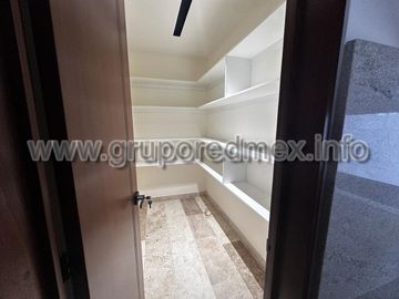 Casa en venta en Condominio dentro de Fraccionamiento La Espiga, Queretaro