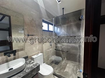 Casa en venta en Condominio dentro de Fraccionamiento La Espiga, Queretaro