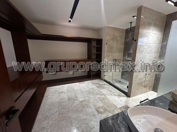 Casa en venta en Condominio dentro de Fraccionamiento La Espiga, Queretaro