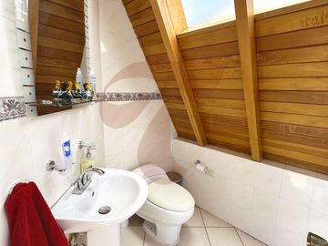 CASA INDEPENDIENTE DE VENTA TUMBACO, TOLA CHICA