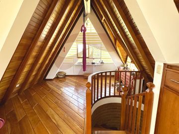 CASA INDEPENDIENTE DE VENTA TUMBACO, TOLA CHICA