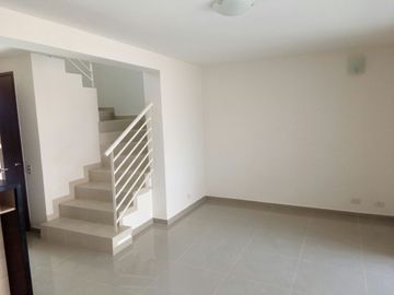 CASA ALEGRA ALFAGUARA
