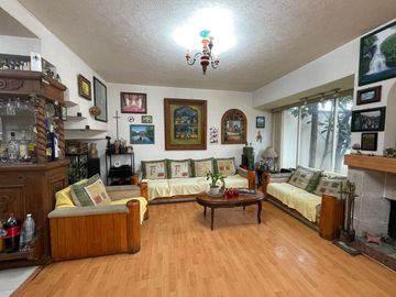 CASA EN VENTA EN HACIENDA DEL BOSQUE