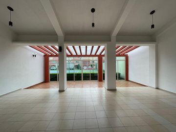 CASA EN VENTA EN HACIENDA DEL BOSQUE
