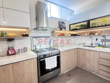 Se Vende Flat En Primer Piso Cerca De Puente Bella Union