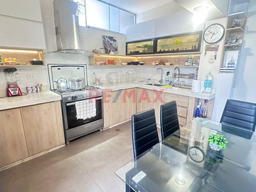 Se Vende Flat En Primer Piso Cerca De Puente Bella Union