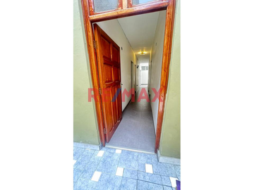 Se Vende Flat En Primer Piso Cerca De Puente Bella Union