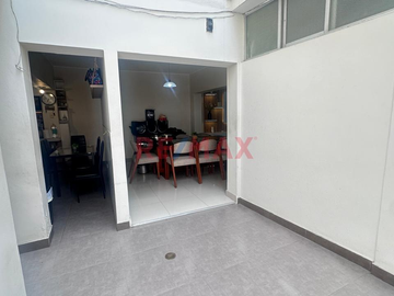 Se Vende Flat En Primer Piso Cerca De Puente Bella Union