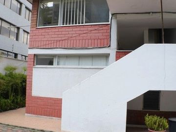 Venta de Casa Rentera, en El Sector de La Gonzales Suarez