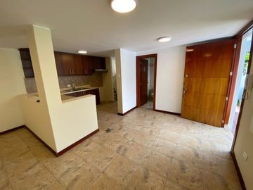 Venta de Casa Rentera, en El Sector de La Gonzales Suarez