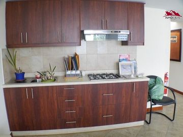 Venta de Casa Rentera, en El Sector de La Gonzales Suarez