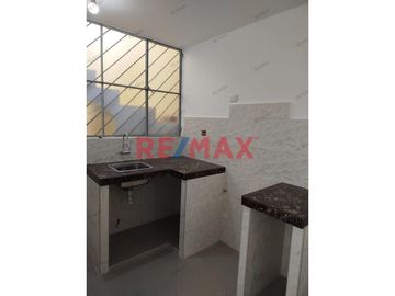 Se Vende Departamento 4Ta Etapa Santo Domingo Frente A Parque
