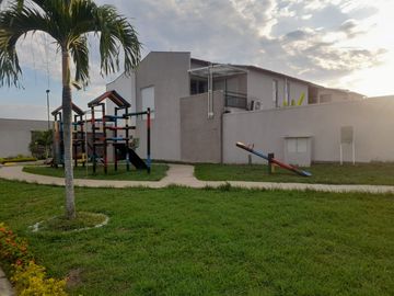 CASA EN CONDOMINIO PARA VENTA ALONDRA CIUDAD COUNTRY